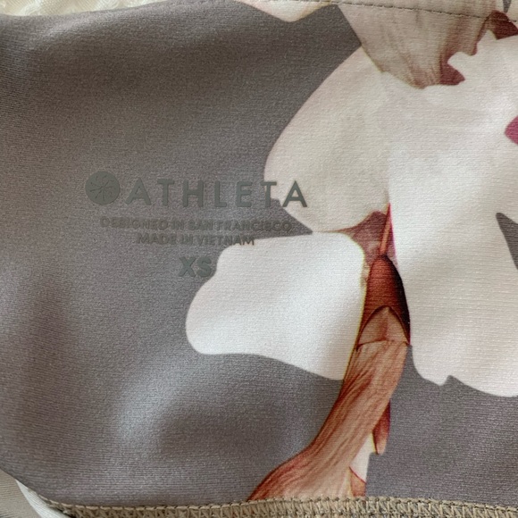 Athleta tights size XS - Picture 3 of 3